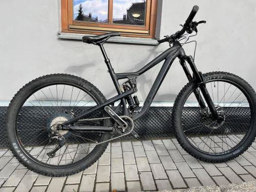 Celoodpružený bicykel Kross MOON 2.0 27,5 "- black matte 2019 - S